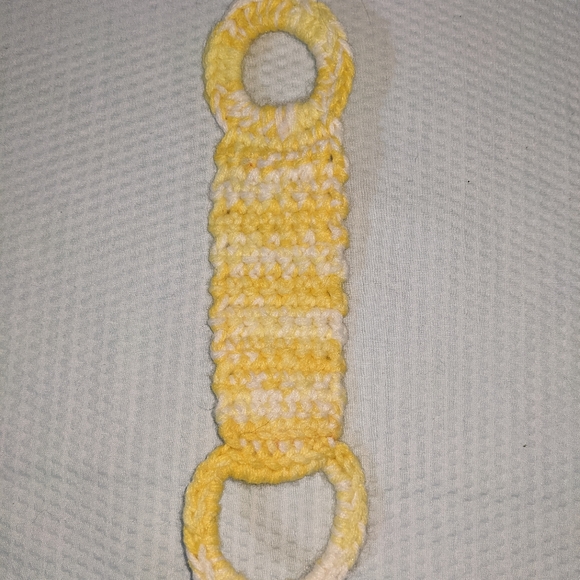 NEW Towel Holder Tea Yellow HANDCRAFTED Crochet - Picture 6 of 8